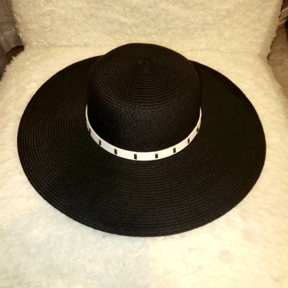 Floppy Black Sumner hat with white slim wide  brim. LIGHTWEIGHT